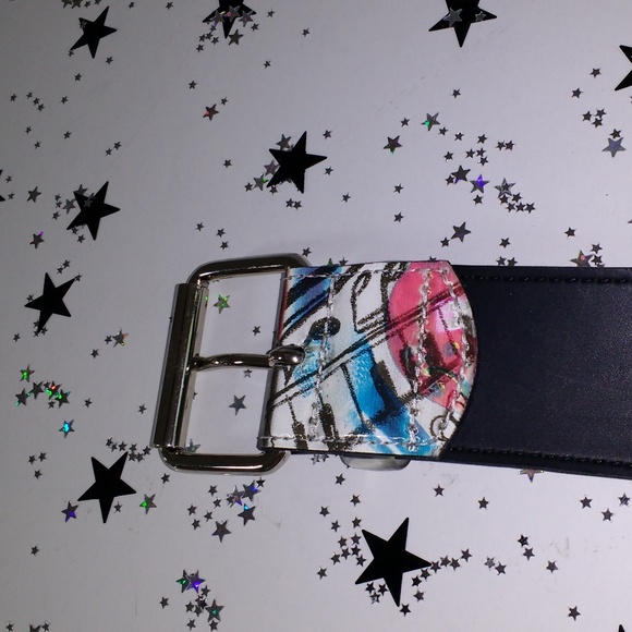 Rock Out prismatic belt size M